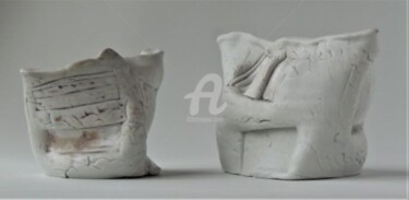 Скульптура под названием "2 Rochers" - Viviane Thelen, Подлинное произведение искусства, Глина