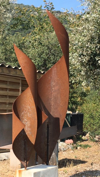 Skulptur mit dem Titel "Les tours tordues -…" von Wolf Thiele, Original-Kunstwerk, Metalle