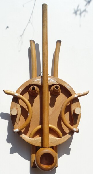 Skulptur mit dem Titel "Démon" von Wa Wong, Original-Kunstwerk, Holz