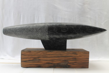 Sculptuur getiteld "Stone Axe" door Wojciech Pietranik, Origineel Kunstwerk, Steen