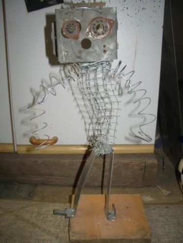 Escultura intitulada "robot1" por Yanosky, Obras de arte originais