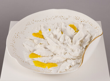 Escultura intitulada "Feather scissors" por Yoko Hayashi, Obras de arte originais, Cerâmica