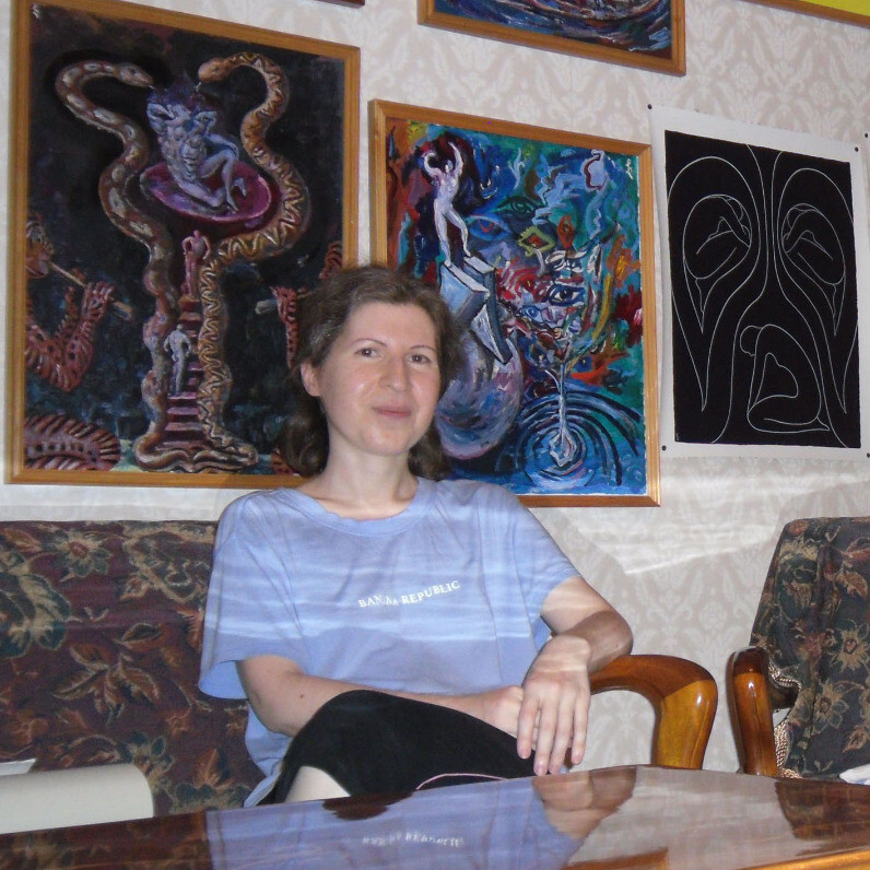 Lia Chechelashvili - The artist at work