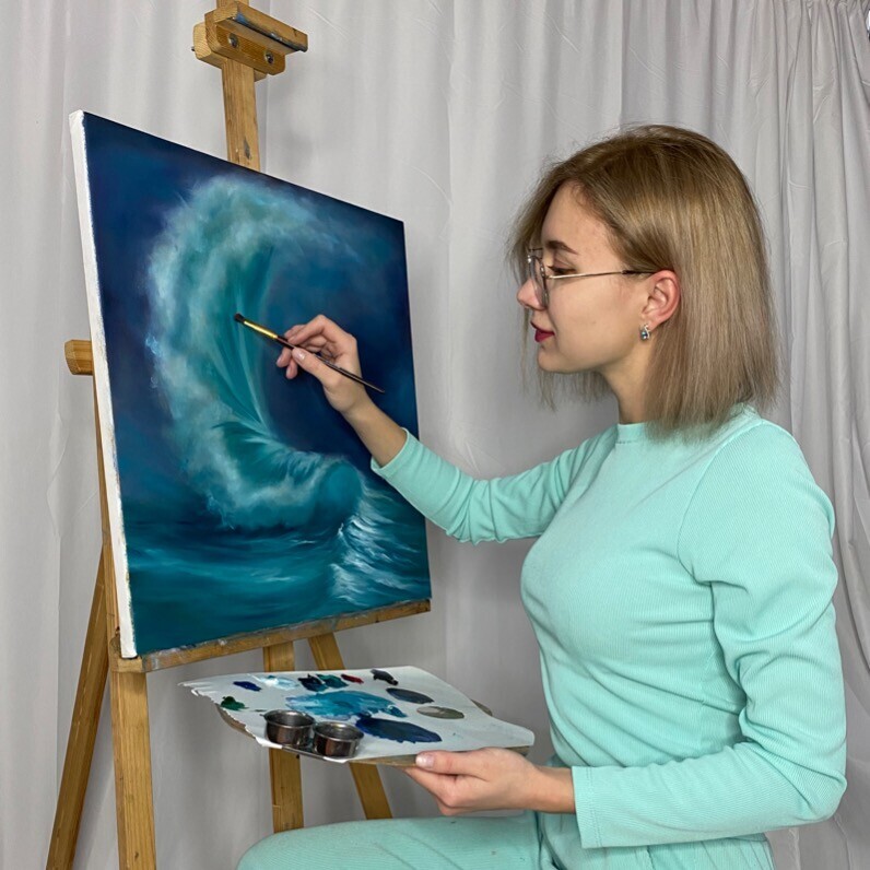 Mary Sea - The artist at work