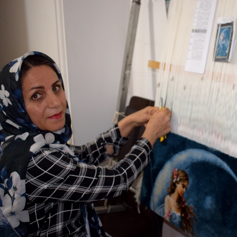 Fariba Ahmadi - L'artiste au travail