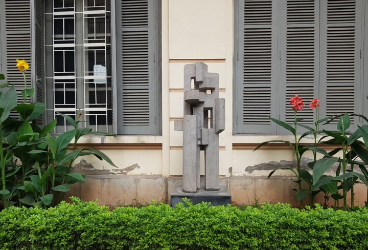 Sculpture titled "Happiness" by An Dang Quoc, Original Artwork, Stone