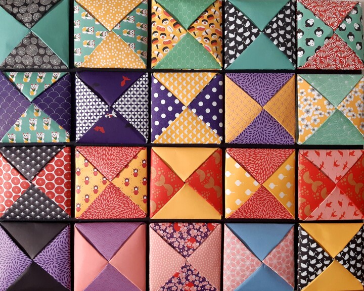 Colagens intitulada "Damier origami" por Angelique Mouton, Obras de arte originais, Colagens