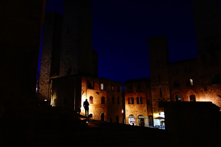 Φωτογραφία με τίτλο "Shadows in the night" από Annalisa Manzini (Lisa77photos), Αυθεντικά έργα τέχνης, Ψηφιακή φωτογραφία