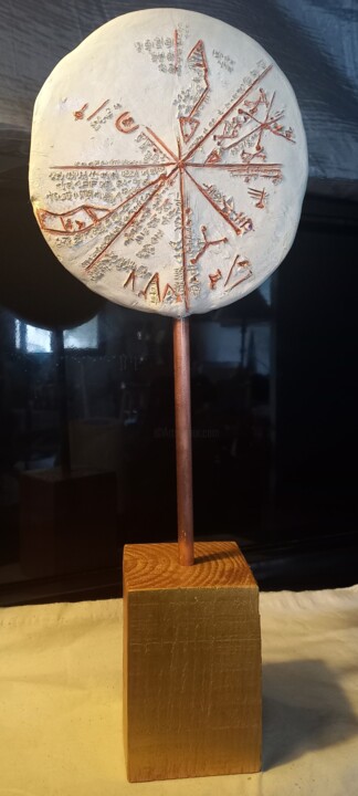 Sculpture titled "Astrolabe sumérienne" by Ami, Original Artwork, Clay