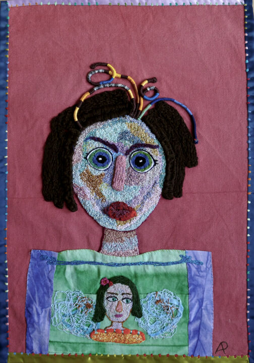 Textile Art titled "Matriochka" by Apignat, Original Artwork, Embroidery