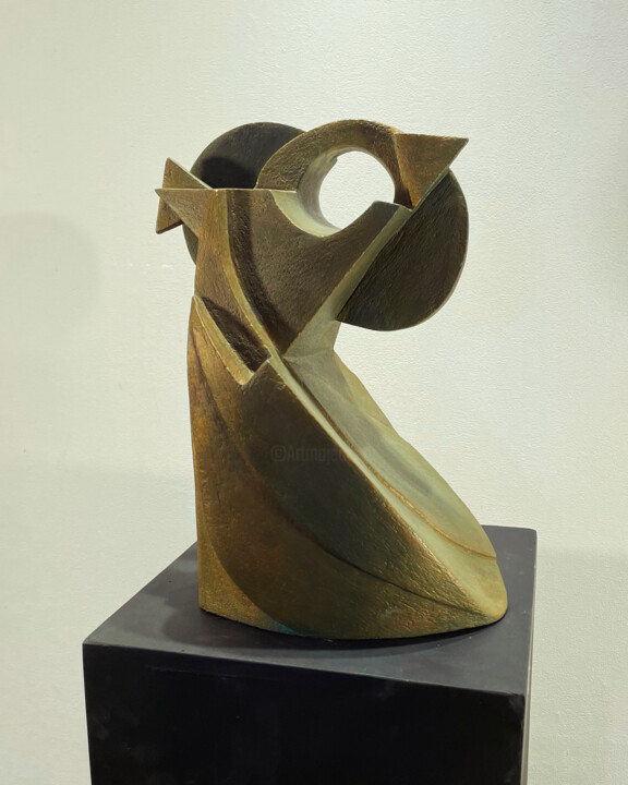 Sculpture intitulée "Archimedes, the owl" par Arnaud Quercy, Œuvre d'art originale, Argile