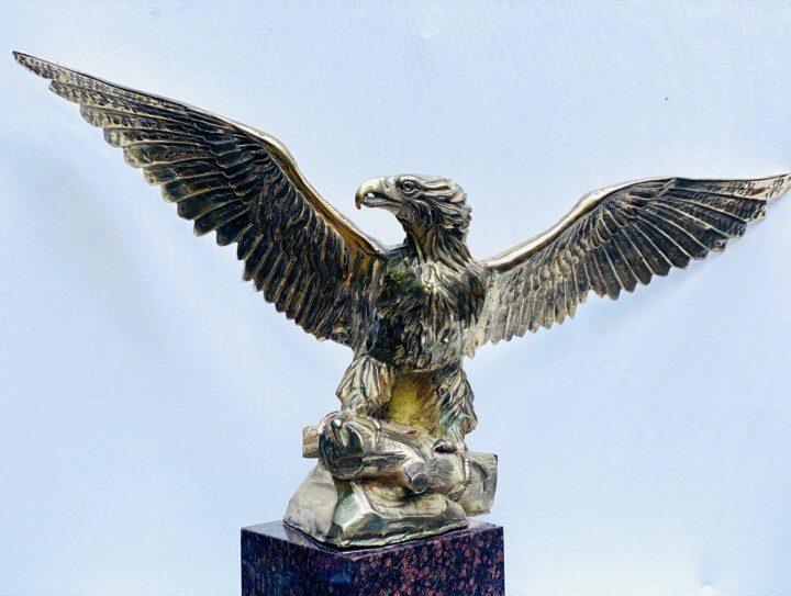 Sculpture titled "GREAT EAGLE" by Art Vladi, Original Artwork, Bronze