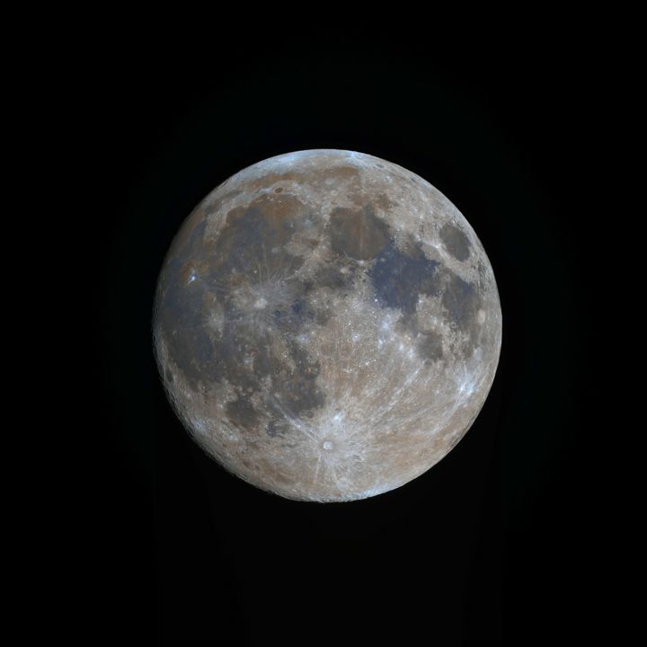 Φωτογραφία με τίτλο "Full moon" από David James, Αυθεντικά έργα τέχνης, Ψηφιακή φωτογραφία