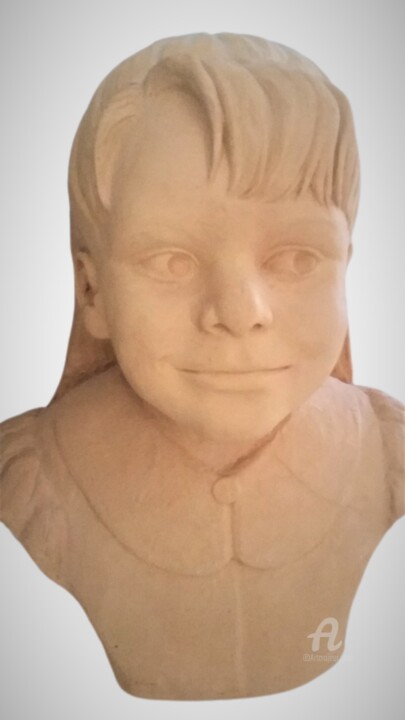 Sculptuur getiteld "Ma fille à 4 ans -…" door Atelier Mélyne Sculpture, Origineel Kunstwerk, Terra cotta