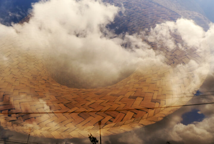 「reflets de nuages」というタイトルの写真撮影 Aurélien Comteによって, オリジナルのアートワーク, デジタル