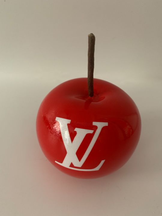 "Apple LV - red" başlıklı Heykel Benji tarafından, Orijinal sanat, Rezine