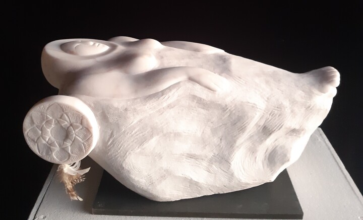 Sculpture titled "The dreamcatcher" by Berendina De Ruiter, Original Artwork, Stone