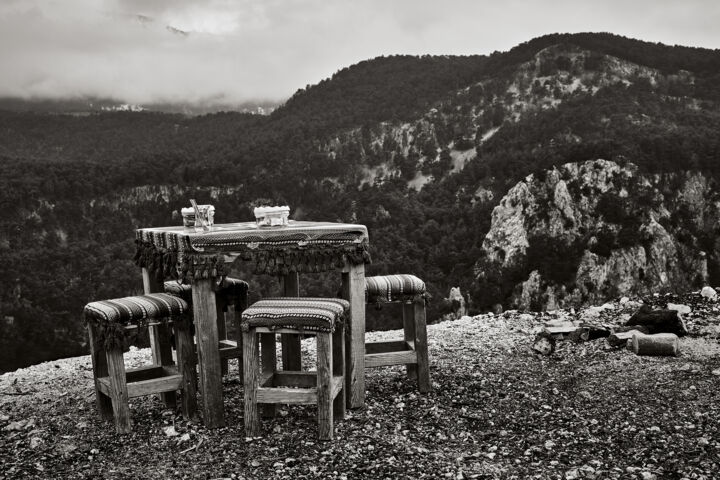 Fotografia zatytułowany „Tea Drinking Over T…” autorstwa Georgy Bezborodov, Oryginalna praca, Fotografia cyfrowa