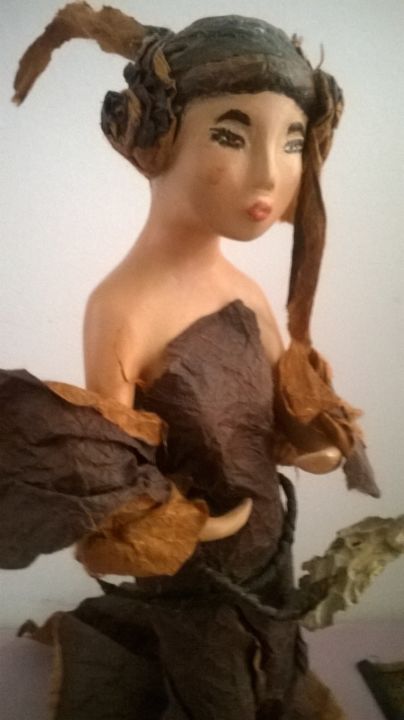 Sculpture titled "Femme de la Nature" by Catherine Bordus, Original Artwork, Clay