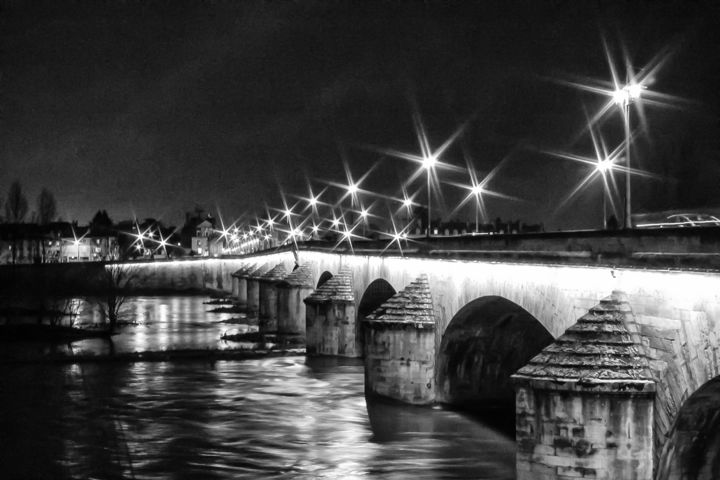 Photography titled "Pont sur la Loire (…" by B.Chancelvie, Original Artwork, Digital Photography