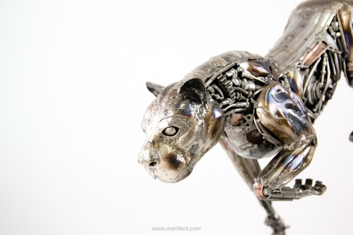 Sculpture titled "Metal art - Lion sc…" by Chatree Choorachatatorn (Mari9art), Original Artwork, Metals