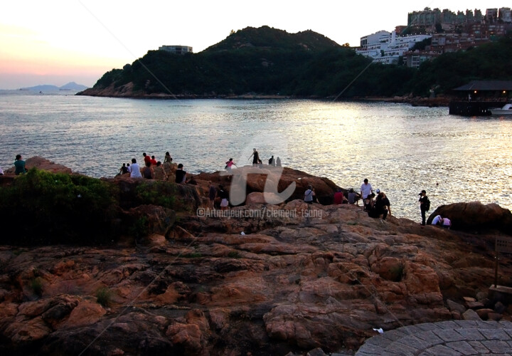 Fotografia intitulada "HK04-Enjoying Sunse…" por Clement Tsang, Obras de arte originais, Fotografia digital