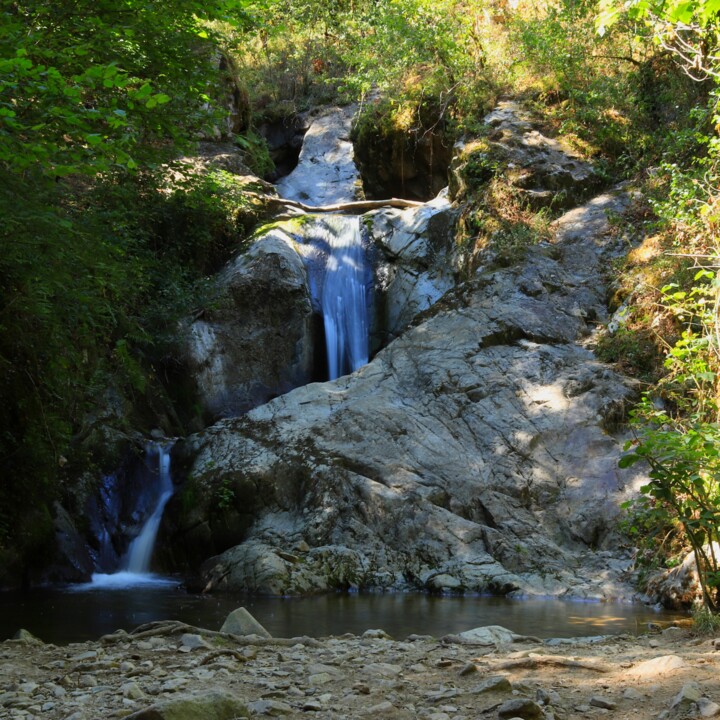 Фотография под названием "Cascade d'Auvergne…" - Ludovic Vincent, Подлинное произведение искусства, Цифровая фотография