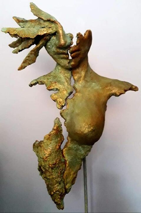 Escultura titulada "Tuuletar Spirito de…" por Cristina Scalorbi, Obra de arte original, Terracota