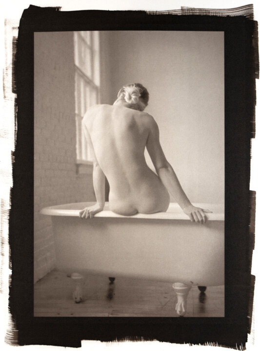 Фотография под названием "Body Suite 2, No.5" - David Aimone, Подлинное произведение искусства, Пленочная фотография