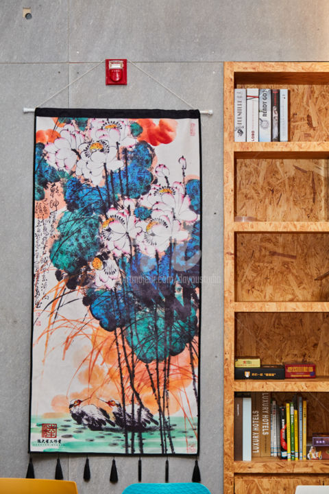 Textilkunst mit dem Titel "Dayou Tapestry - Re…" von Dayou Lu, Original-Kunstwerk, Kleidung