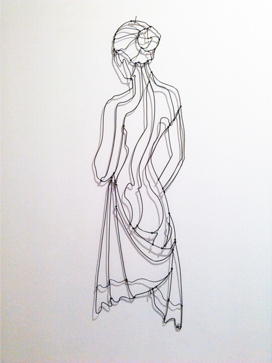Скульптура под названием "Sculpture femme nue…" - Diana Delaplace, Подлинное произведение искусства, проволочный