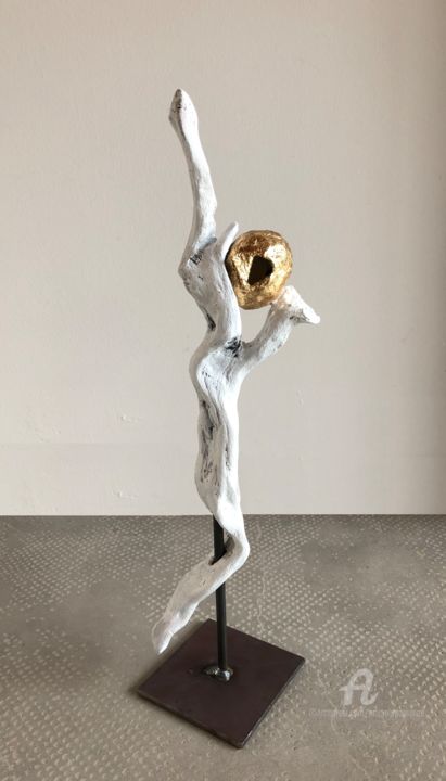 Sculpture titled "Eclosion 2" by Emma Lapassouze, Original Artwork, Wood