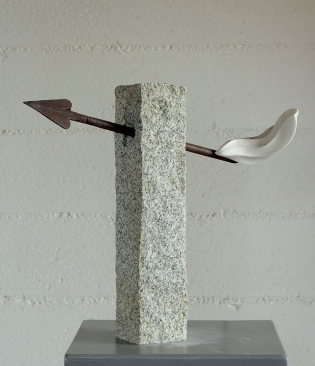 Escultura intitulada "sweet arrow" por Enzoyote, Obras de arte originais, Pedra