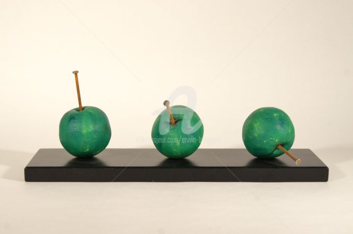 Sculpture intitulée "Three apples" par Erwin Bruegger, Œuvre d'art originale, Techniques mixtes