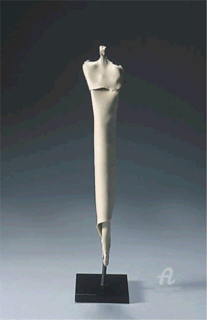 Skulptur mit dem Titel "(estudio)" von Nana Tonkin - Obras, Original-Kunstwerk