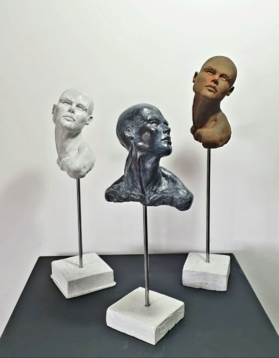 Sculpture titled "Printemps - vendu e…" by Eva Czaplicki, Original Artwork, Plaster
