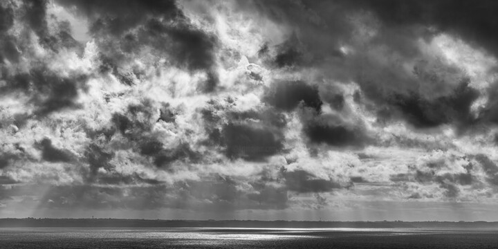 Photography titled "Dans les Nuages #1" by Fabrice Gallou, Original Artwork, Digital Photography Mounted on Aluminium