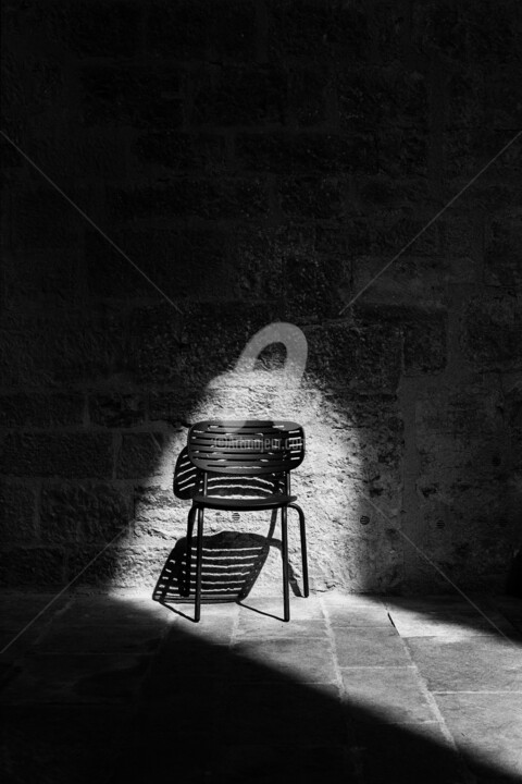 Fotografia zatytułowany „La chaise” autorstwa Fanny Lamolinairie, Oryginalna praca, Fotografia filmowa