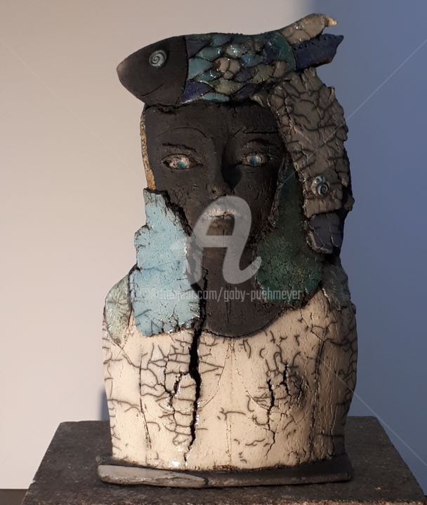 Sculpture titled "Travel Companion -…" by Gaby Pühmeyer, Original Artwork, Ceramics