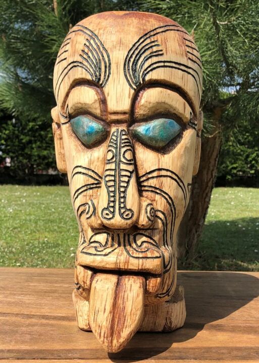 Scultura intitolato "Totem Maori N°2" da Igor Gadreaud (Gad the Brand), Opera d'arte originale, Legno