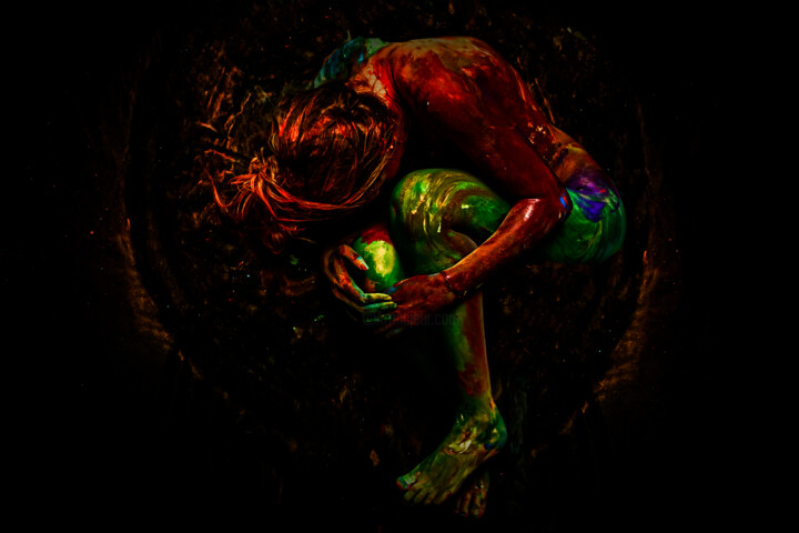 Fotografía titulada "Nestling in colors" por Gelu Stanculescu, Obra de arte original, Fotografía digital Montado en Otro pan…