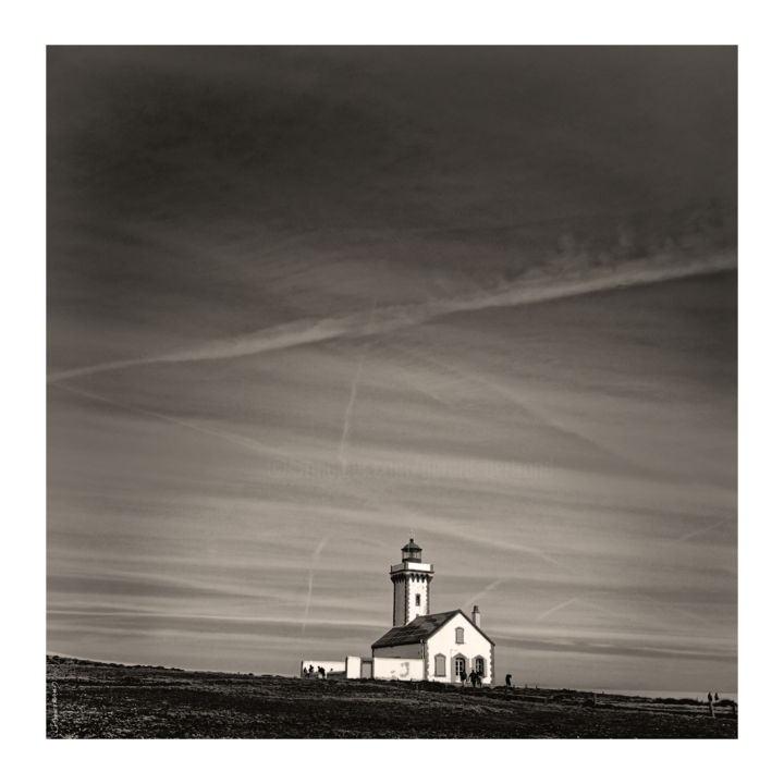 Fotografía titulada "BRETAGNE, cirrus su…" por Gérard Bertrand, Obra de arte original, Fotografía no manipulada