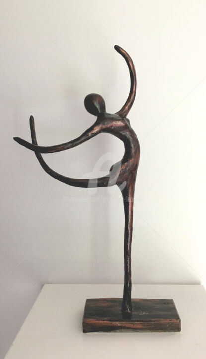 Escultura titulada "Elégance" por Ghyslaine Leonelli, Obra de arte original, Alambre