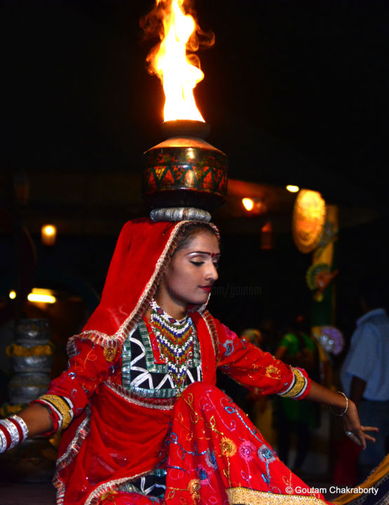 Photographie intitulée "Colors of India!" par Goutam Chakraborty, Œuvre d'art originale