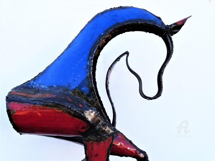 Sculpture titled "Demi cheval en méta…" by Hassan Laamirat, Original Artwork, Metals