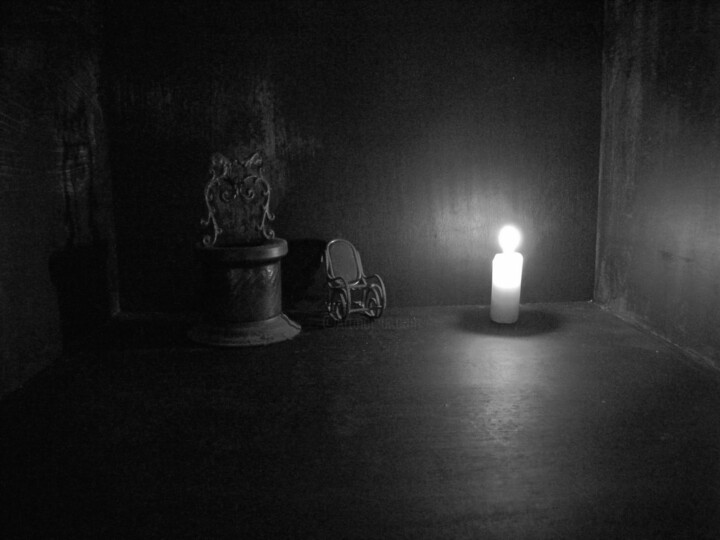 摄影 标题为“Dark room” 由Irvin Grassi, 原创艺术品, 数码摄影