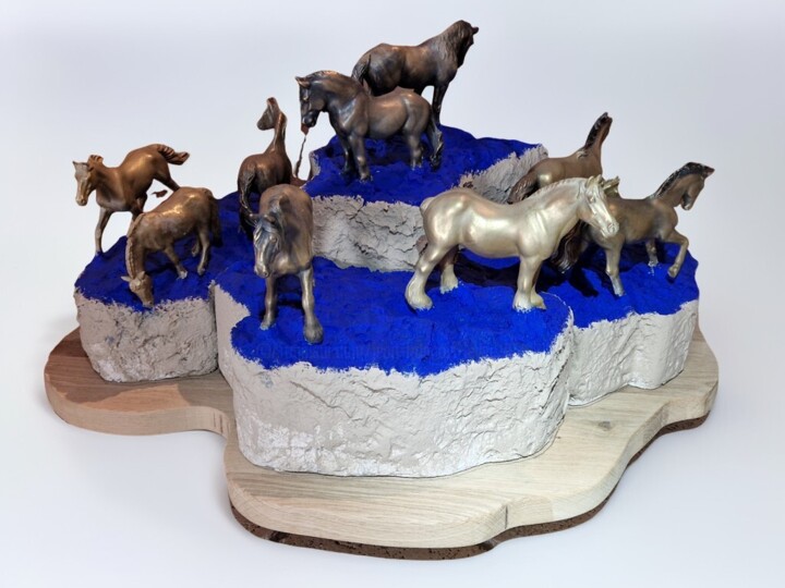 Sculptuur getiteld "WILD WILD HORSES !" door Jean François Levec, Origineel Kunstwerk, pigmenten