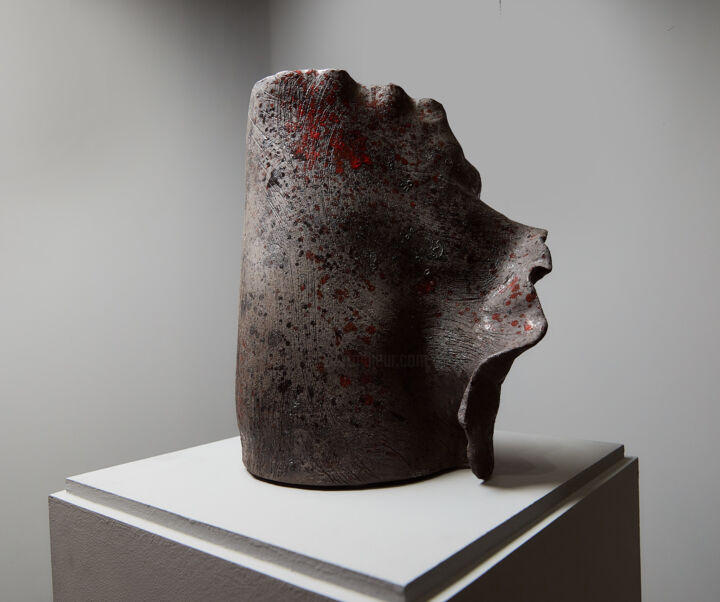 Sculpture titled "Volcano" by Julia Klyueva, Original Artwork, Ceramics