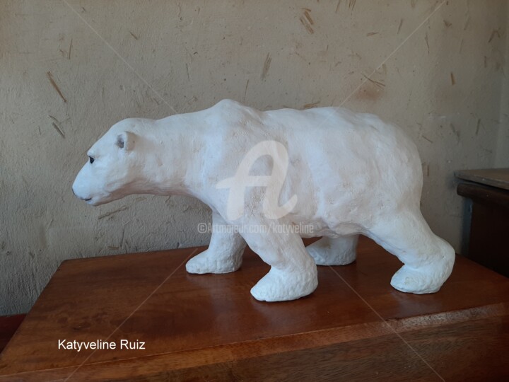 Escultura intitulada "Ours polaire" por Katyveline Ruiz, Obras de arte originais, Terracota