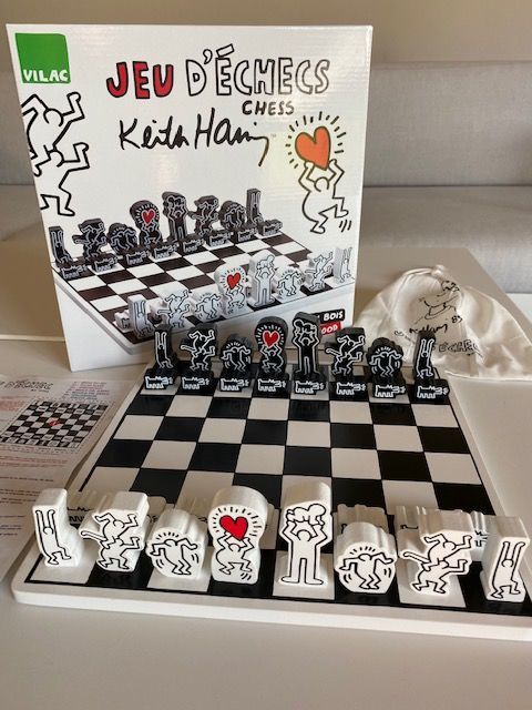 Sculpture titled "Chess game" by Keith Haring, Original Artwork, Wood